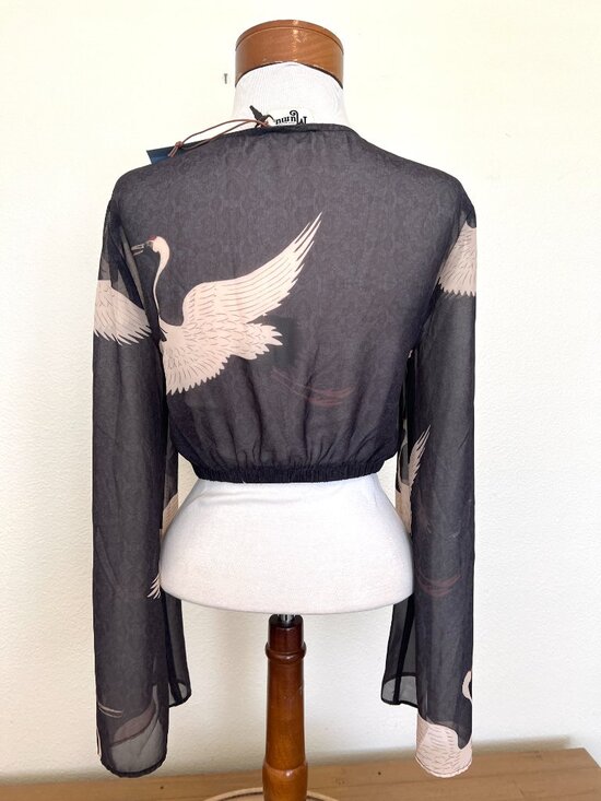 NWT "Show Me Your Mumu" - Crop Top - Black Sheer White Crane - Size Small - Picture 10 of 12